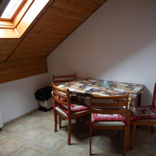 Guest House Ema Crni Lug Extérieur photo