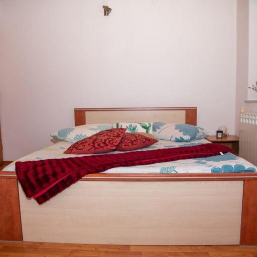 Guest House Ema Crni Lug Extérieur photo