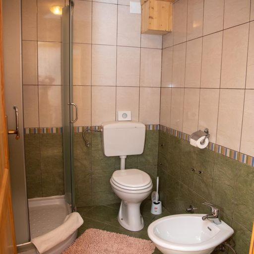 Guest House Ema Crni Lug Extérieur photo