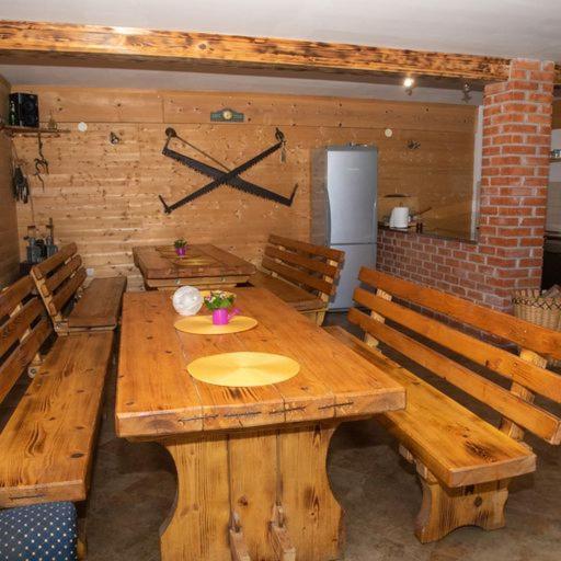 Guest House Ema Crni Lug Extérieur photo