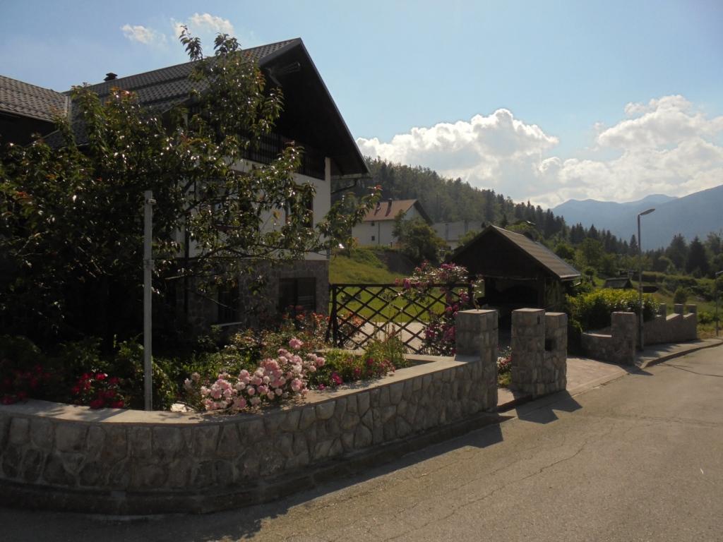 Guest House Ema Crni Lug Extérieur photo
